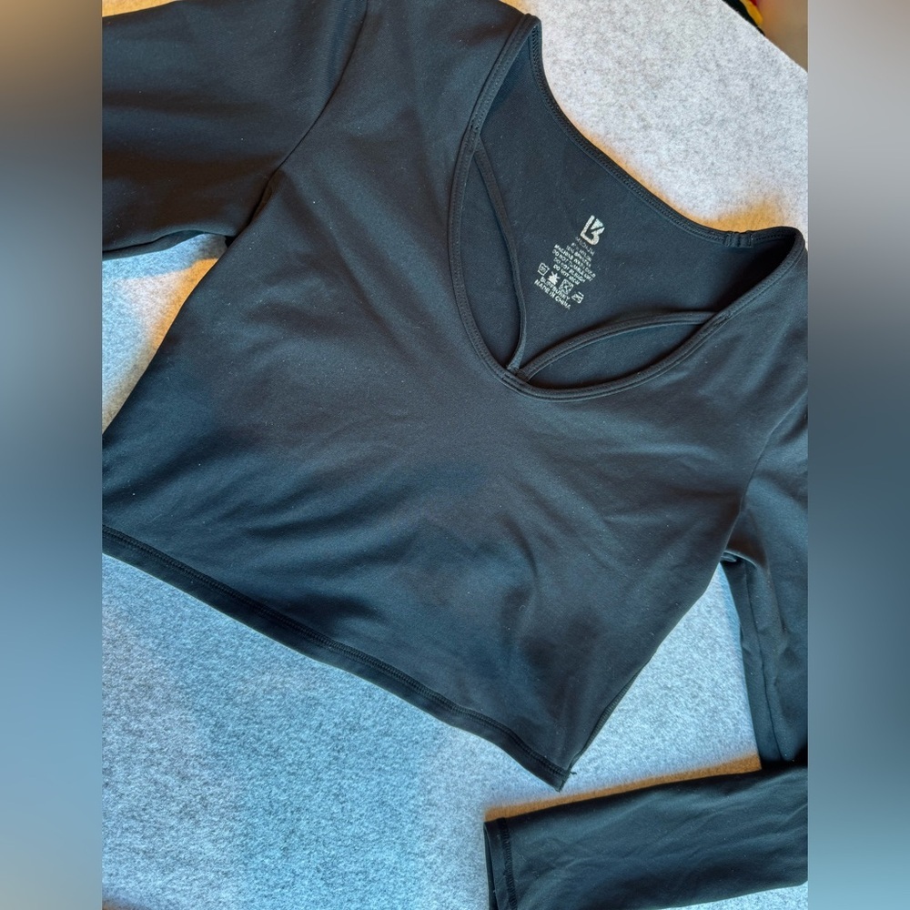 Buffbunny Collection Black Crop Workout Top Size Medium - Picture 2 of 5